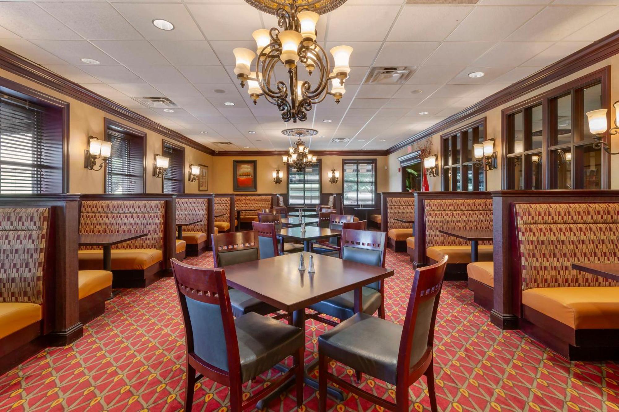 Hotel Western Burlington