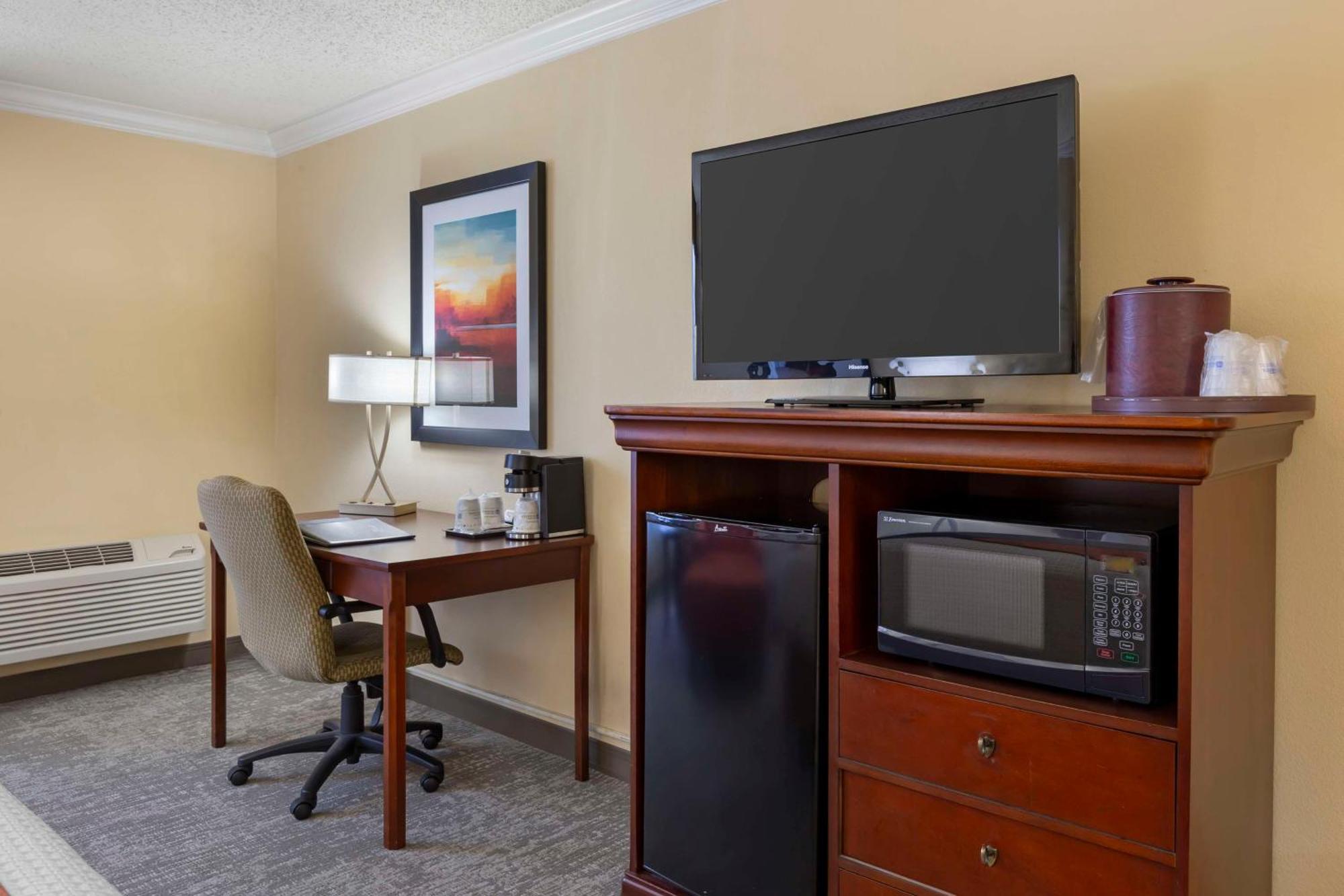 Hotel Western 3*