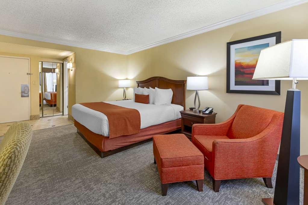 Western 3* Burlington
